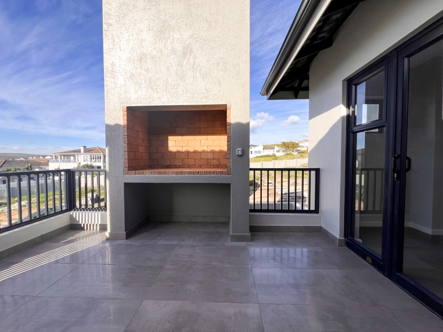 3 Bedroom Property for Sale in Country Club Western Cape